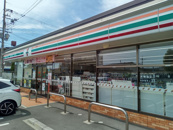 セブンイレブン 阪急新伊丹駅前店