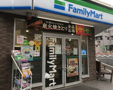 コンビニエンスストア ファミリーマート 田園調布本町店
