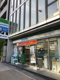 ファミリーマート 天満二丁目店の画像1