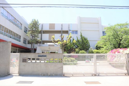 茨木市立豊川中学校の画像1