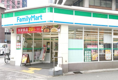 ファミリーマート 豊崎三丁目店の画像1