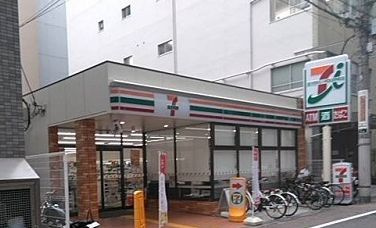セブンイレブン 大阪芝田北店の画像1