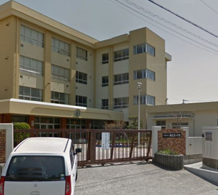 和歌山市立楠見東小学校の画像1