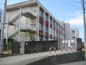 交野市立長宝寺小学校の画像1