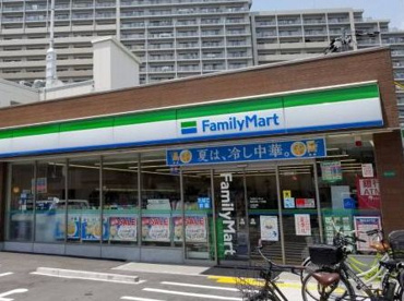 ファミリーマート 善源寺町二丁目店の画像1