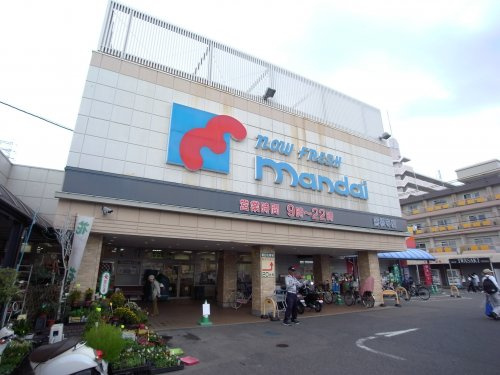 万代 善根寺店の画像