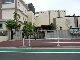 志村第三中学校、〒174-0043 東京都板橋区坂下２丁目２１−１の画像1