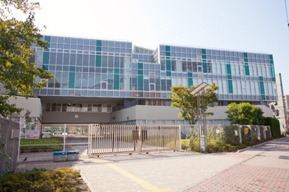 北区立王子桜中学校の画像1