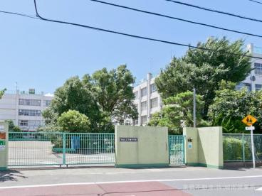 大田区立六郷中学校の画像1