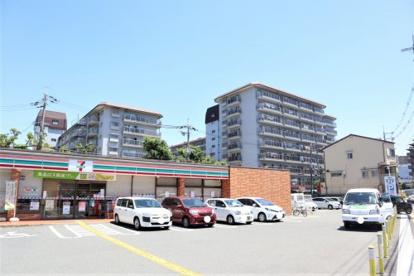 セブン-イレブン 茨木三島町店の画像1