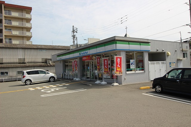 ファミリーマート高知一宮東店