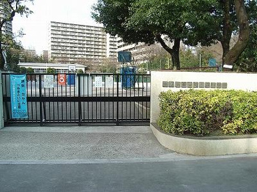 板橋区立緑小学校の画像1