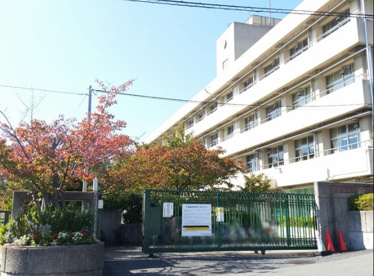 箕面市立萱野北小学校の画像1