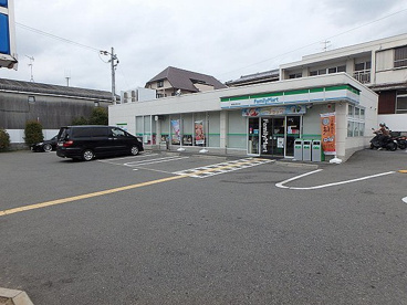 ファミリーマート 箕面如意谷店の画像1