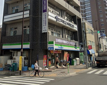 ファミリーマート 墨田東あずま駅前店の画像1