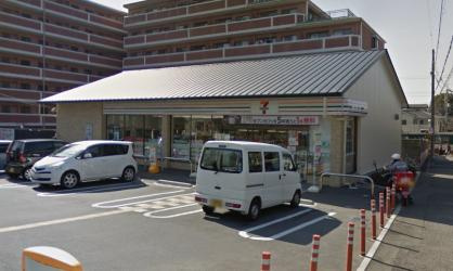 セブンイレブン 伏見深草墨染町店の画像1