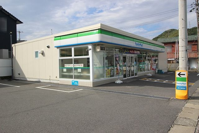 ファミリーマート 高知十津店の画像