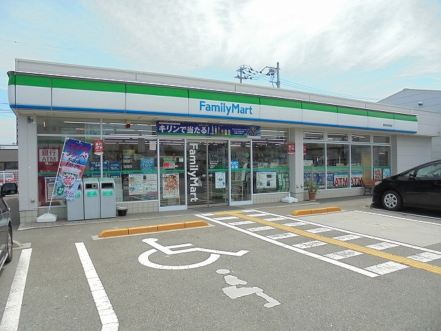 ﾌｧﾐﾘﾏｰﾄ 高知仲田町店の画像