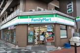 ファミリーマート赤羽駅南店