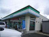 コンビニエンスストア ファミリーマート上味野店