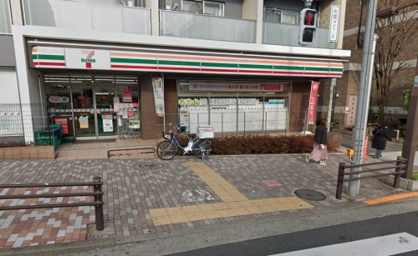セブンイレブン 新宿市谷台町店の画像1