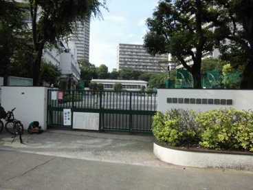 板橋区立緑小学校の画像1
