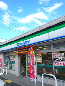 ファミリーマート 東大阪川田一丁目店の画像1