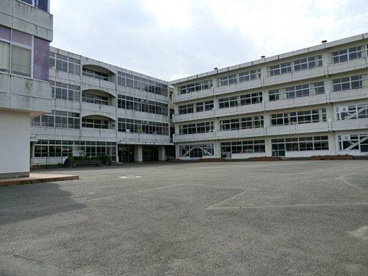 鎌倉市立岩瀬中学校の画像1
