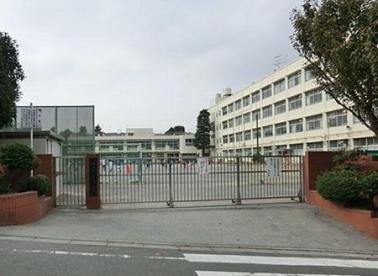 横浜市立中沢小学校の画像1