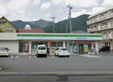 ファミリーマート 甲府千塚店