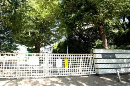 府中市立府中第二中学校の画像1