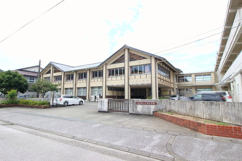 南国市立 十市小学校の画像