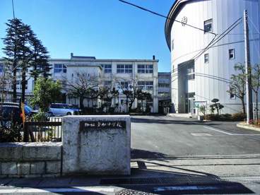 草加市立草加中学校の画像1