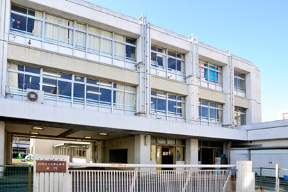 川崎市立久本小学校の画像1