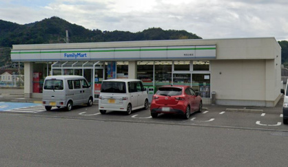 ファミリーマート 有田辻堂店の画像1