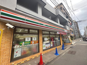 セブンイレブン 京都四条西洞院通り店の画像1