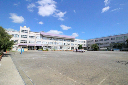 足立区立北三谷小学校の画像1