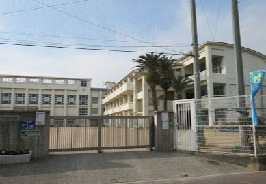 神戸市立真野小学校の画像1