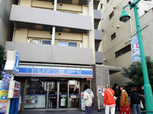 コンビニエンスストア ローソン 新大久保店