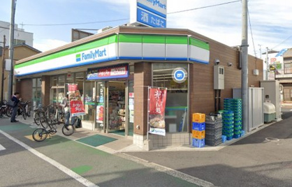 ファミリーマート 羽衣駅西店の画像1