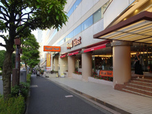 ロイヤルホスト高輪店