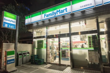 ファミリーマート 乃木坂駅前店