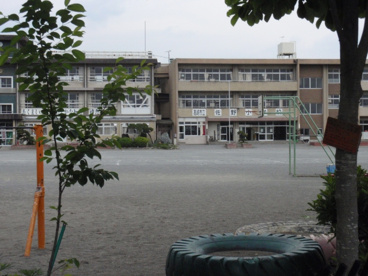  佐野小学校の画像1
