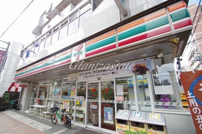 セブンイレブン 川崎鷺沼駅前店の画像1