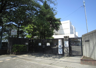 町田市立　成瀬台小学校の画像1
