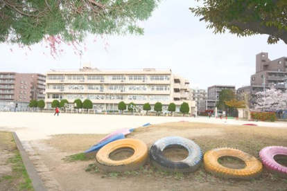 早稲田小学校の画像1