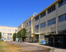 中野区立啓明小学校