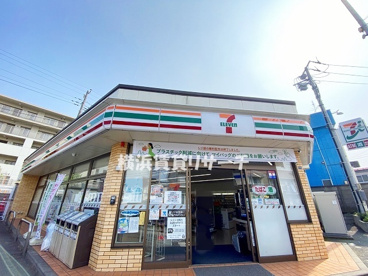 セブンイレブン横浜片倉5丁目店の画像1