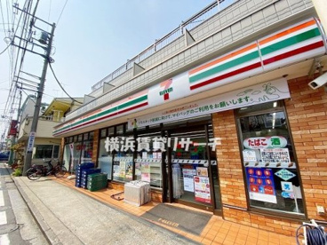 セブンイレブン横浜六角橋2丁目店の画像1