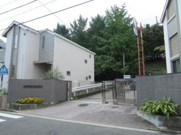 横浜市立上の宮中学校の画像1